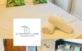 Centrally Located 3Br, Free Parking, Walkable To Lincoln City